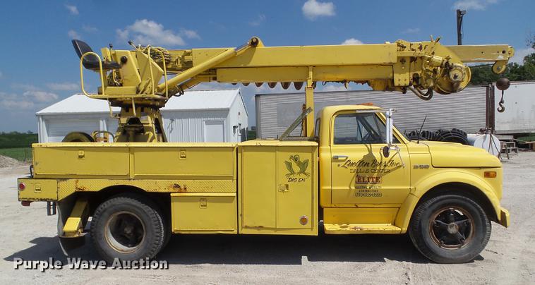 image for item L5692 1970 Chevrolet C60 drill rig truck