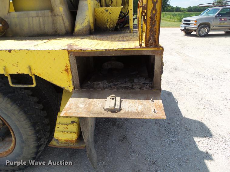 image for item L5692 1970 Chevrolet C60 drill rig truck