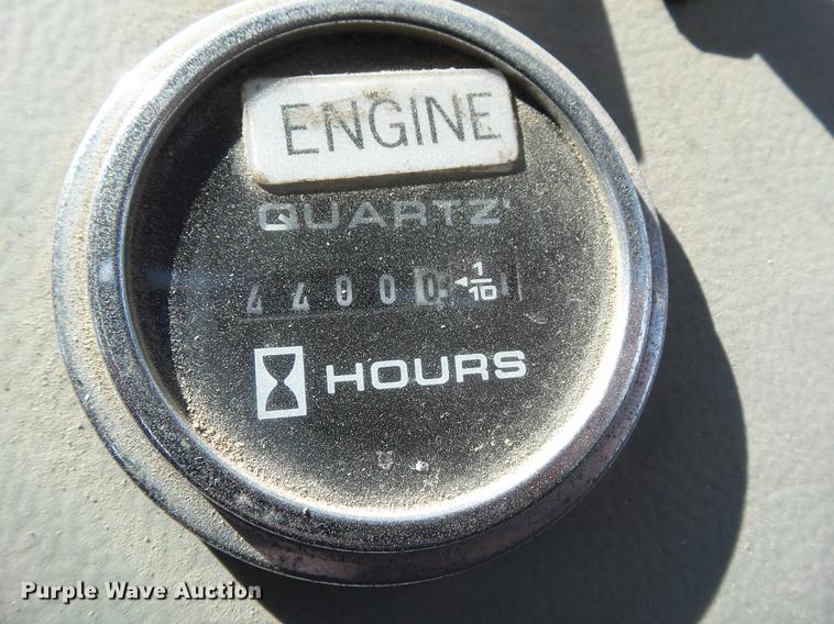 image for item L5693 2000 Freightliner FL70 bucket truck