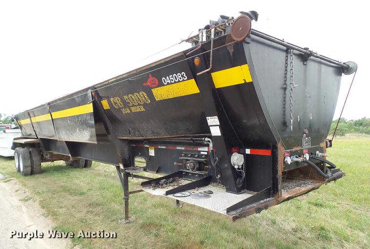 image for item L5694 2000 Flowboy live bottom trailer