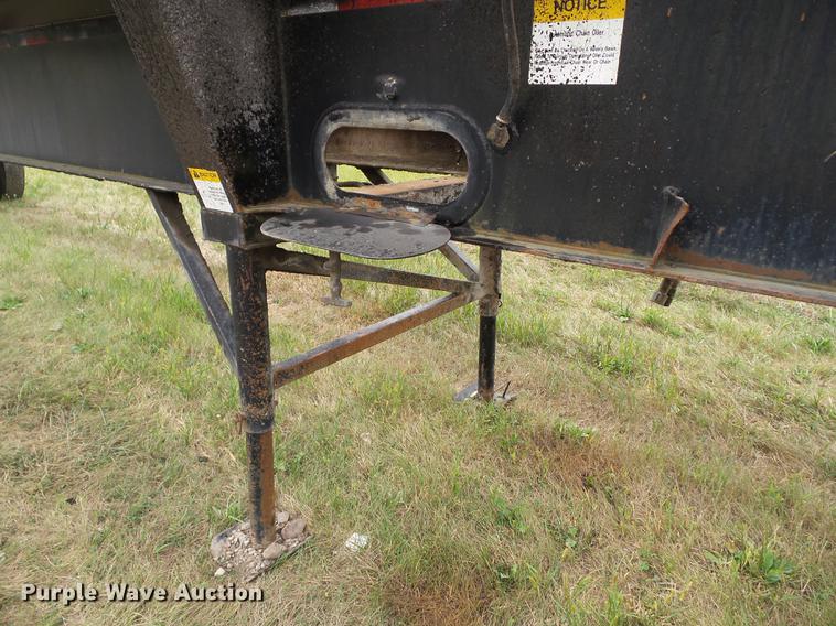 image for item L5694 2000 Flowboy live bottom trailer