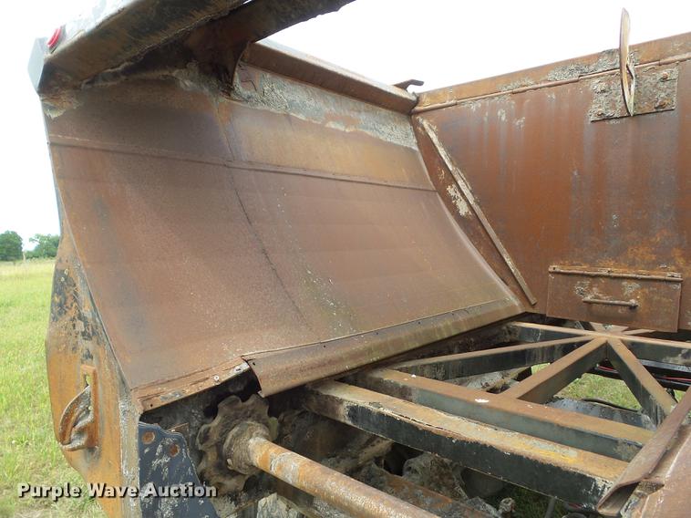 image for item L5694 2000 Flowboy live bottom trailer