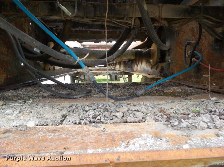 image for item L5694 2000 Flowboy live bottom trailer