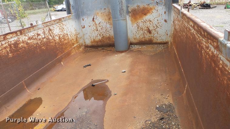 image for item DC1257 Henderson SDX15X36 steel dump bed