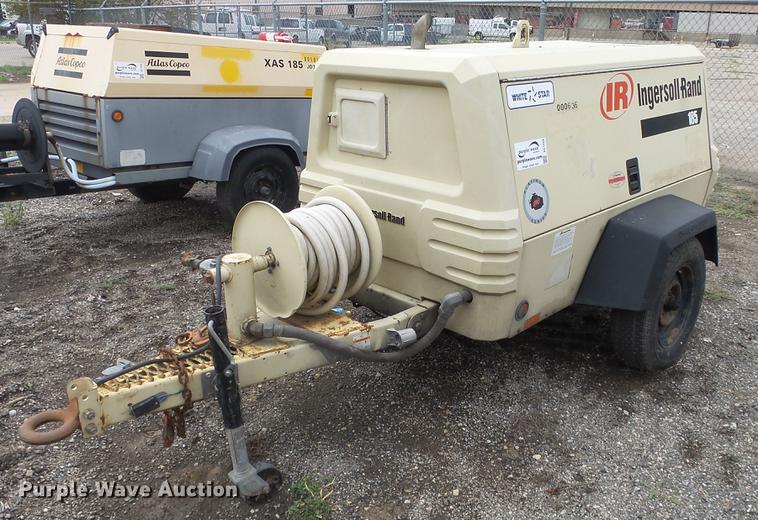 image for item DC1258 2004 Ingersoll Rand P185WIP compressor