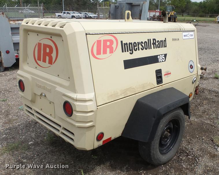 image for item DC1258 2004 Ingersoll Rand P185WIP compressor