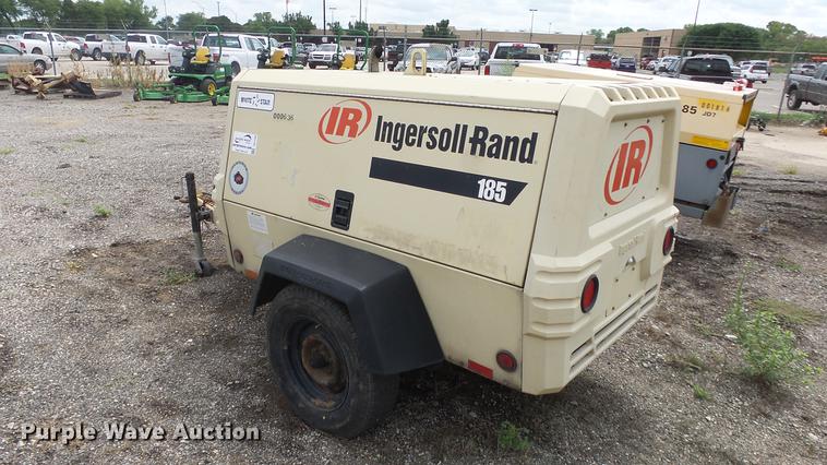image for item DC1258 2004 Ingersoll Rand P185WIP compressor