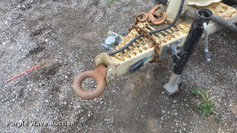 image for item DC1258 2004 Ingersoll Rand P185WIP compressor