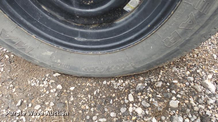 image for item DC1258 2004 Ingersoll Rand P185WIP compressor