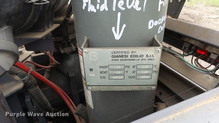 image for item DC1259 2007 Atlas Copco XAS185JD7 compressor