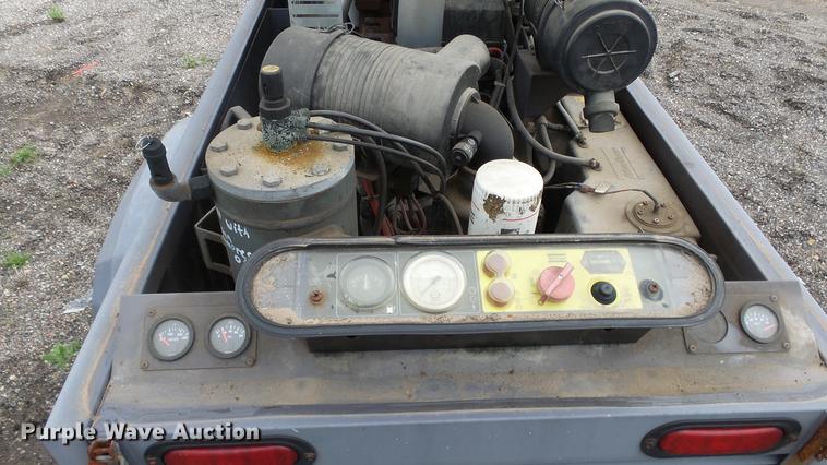 image for item DC1259 2007 Atlas Copco XAS185JD7 compressor