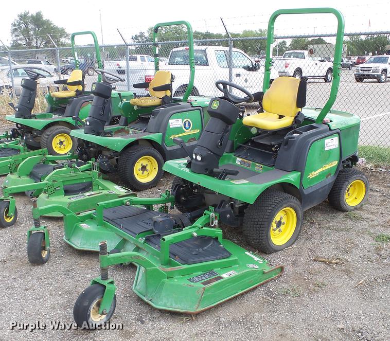 image for item DC1260 2008 John Deere F1445 lawn mower