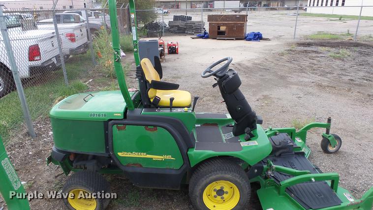 image for item DC1260 2008 John Deere F1445 lawn mower