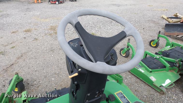 image for item DC1261 2005 John Deere F1445 lawn mower