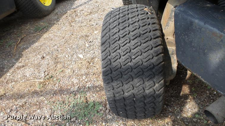 image for item DC1261 2005 John Deere F1445 lawn mower