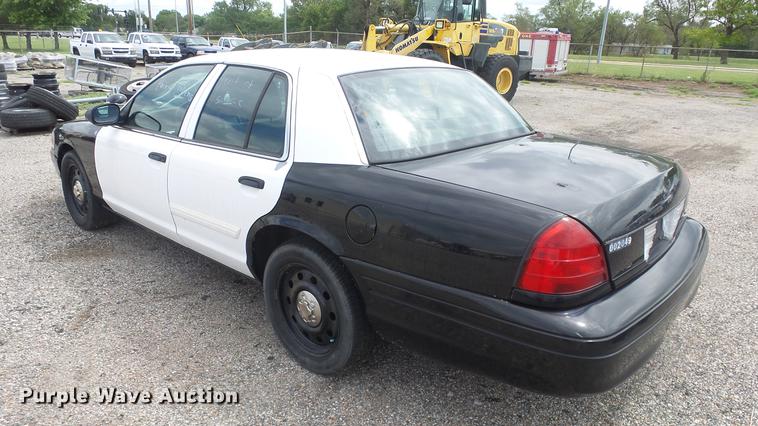 image for item DC1266 2009 Ford Crown Victoria Police Interceptor
