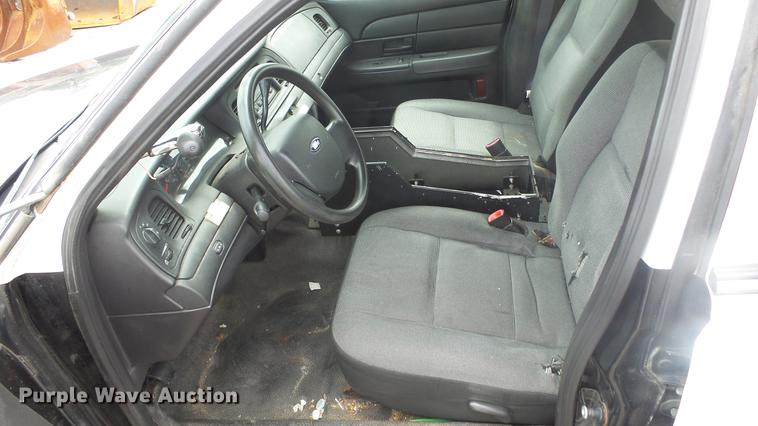 image for item DC1266 2009 Ford Crown Victoria Police Interceptor