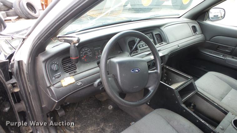 image for item DC1267 2011 Ford Crown Victoria Police Interceptor