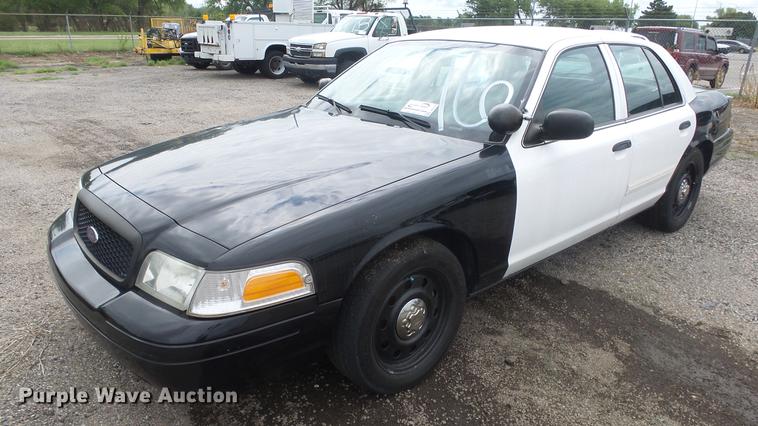image for item DC1268 2010 Ford Crown Victoria Police Interceptor