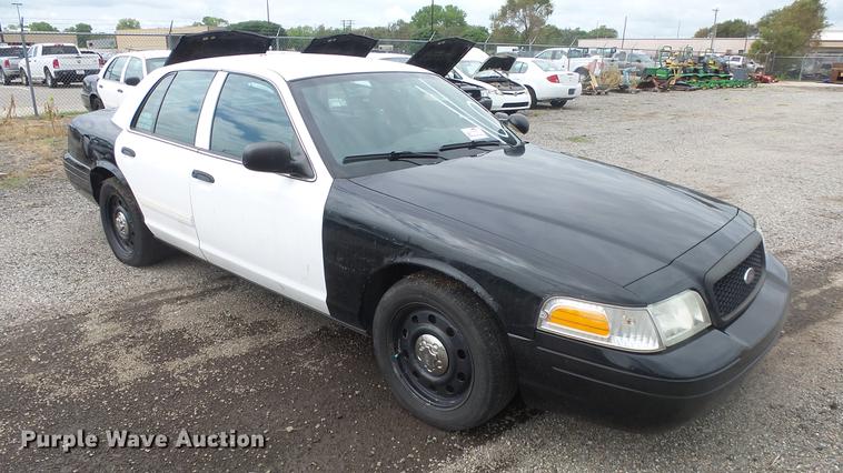 image for item DC1268 2010 Ford Crown Victoria Police Interceptor