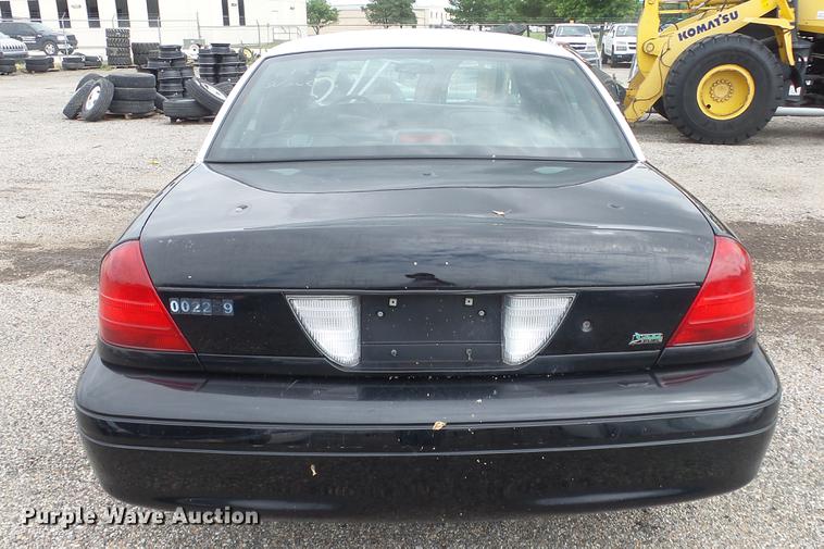 image for item DC1268 2010 Ford Crown Victoria Police Interceptor
