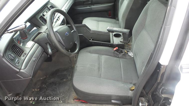 image for item DC1269 2010 Ford Crown Victoria Police Interceptor