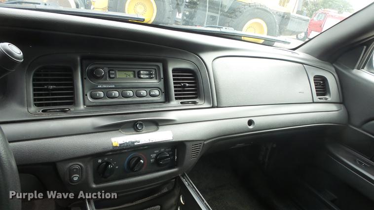 image for item DC1269 2010 Ford Crown Victoria Police Interceptor