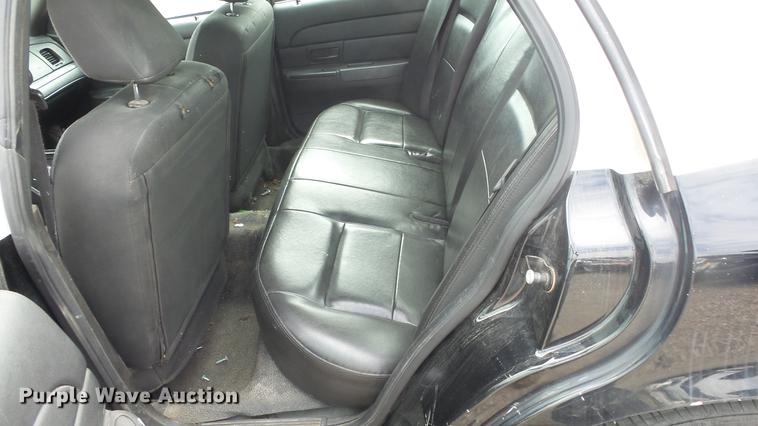 image for item DC1269 2010 Ford Crown Victoria Police Interceptor