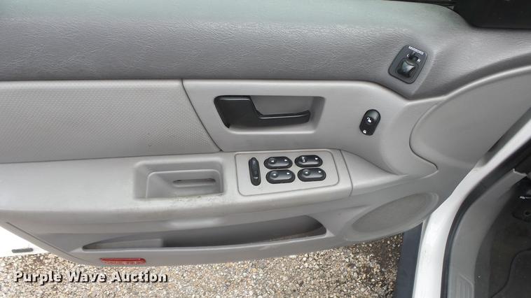 image for item DC1270 2006 Ford Taurus SE