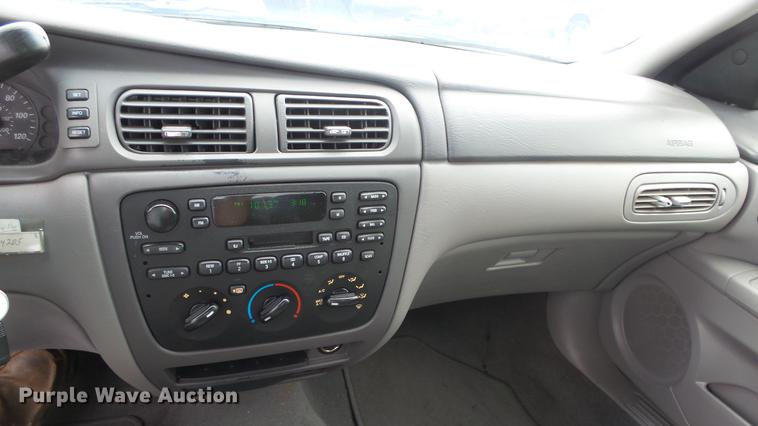 image for item DC1270 2006 Ford Taurus SE