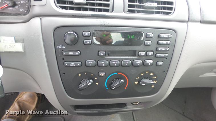 image for item DC1270 2006 Ford Taurus SE