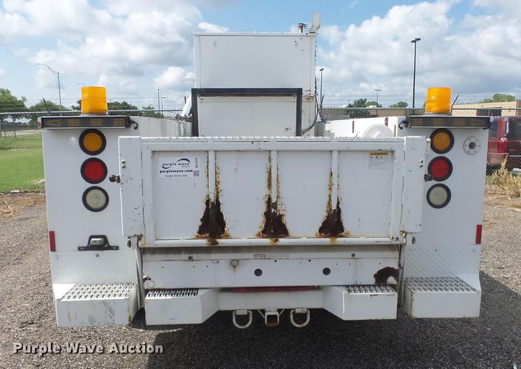 image for item DC1272 2008 Ford F550 Super Duty XL Crew Cab utility truck