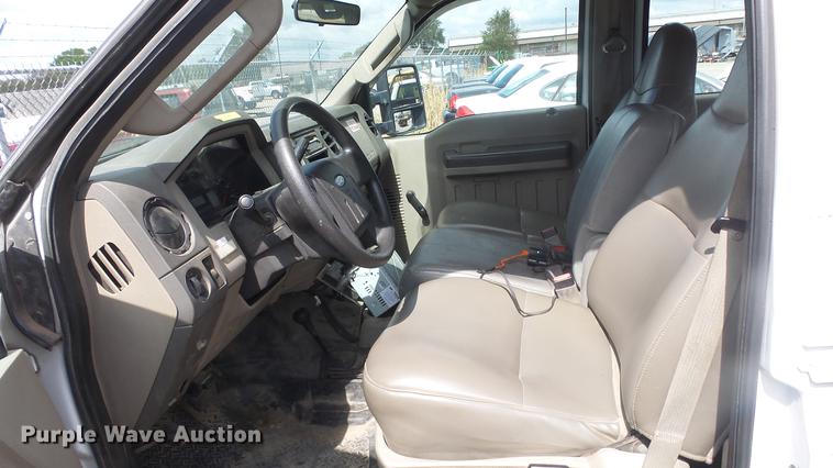 image for item DC1272 2008 Ford F550 Super Duty XL Crew Cab utility truck