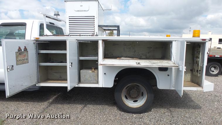 image for item DC1272 2008 Ford F550 Super Duty XL Crew Cab utility truck