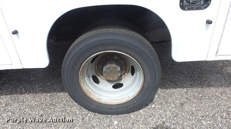 image for item DC1272 2008 Ford F550 Super Duty XL Crew Cab utility truck