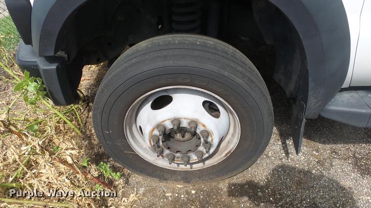 image for item DC1272 2008 Ford F550 Super Duty XL Crew Cab utility truck