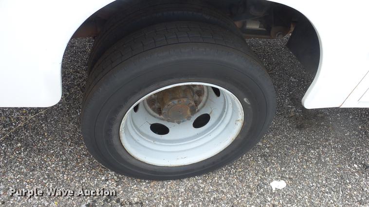 image for item DC1272 2008 Ford F550 Super Duty XL Crew Cab utility truck