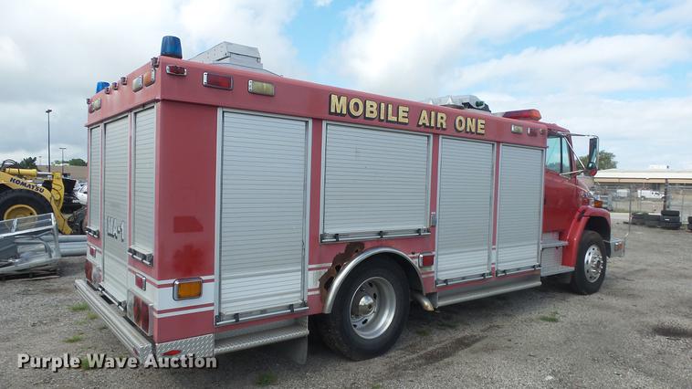 image for item DC1275 1998 Freightliner FL106 Business Class Mobile Air One emergency response truck