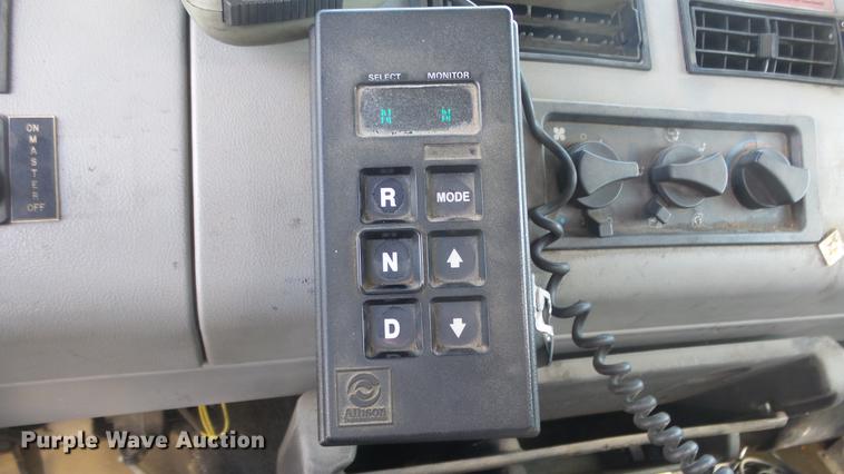 image for item DC1275 1998 Freightliner FL106 Business Class Mobile Air One emergency response truck