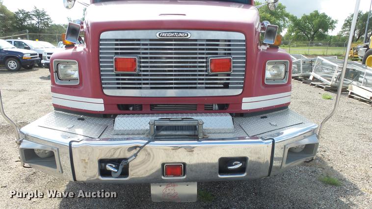 image for item DC1275 1998 Freightliner FL106 Business Class Mobile Air One emergency response truck