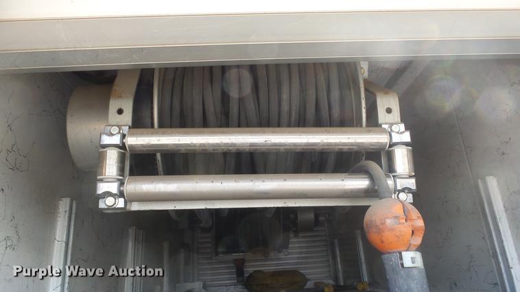 image for item DC1275 1998 Freightliner FL106 Business Class Mobile Air One emergency response truck