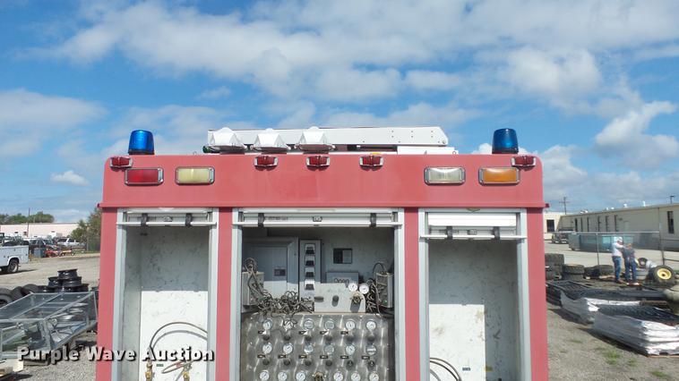 image for item DC1275 1998 Freightliner FL106 Business Class Mobile Air One emergency response truck