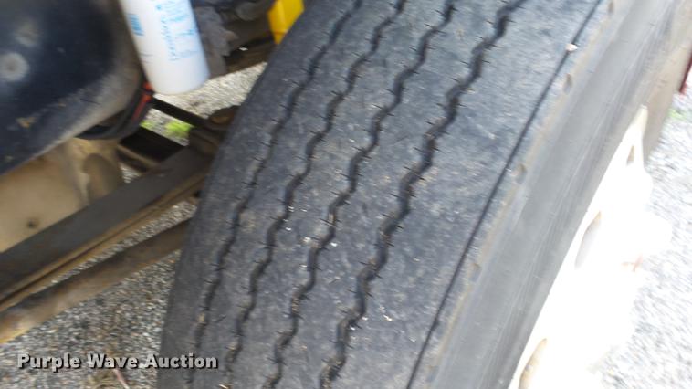 image for item DC1275 1998 Freightliner FL106 Business Class Mobile Air One emergency response truck