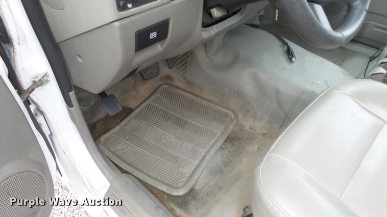 image for item DC1280 2007 Chevrolet Colorado Ext. Cab pickup truck