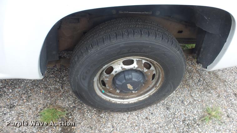 image for item DC1280 2007 Chevrolet Colorado Ext. Cab pickup truck