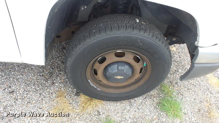 image for item DC1280 2007 Chevrolet Colorado Ext. Cab pickup truck