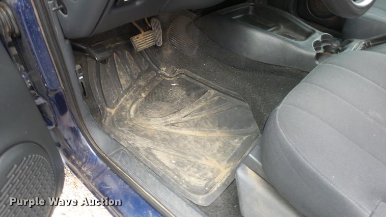 image for item DC1282 2003 Chevrolet S10 LS Crew Cab pickup truck