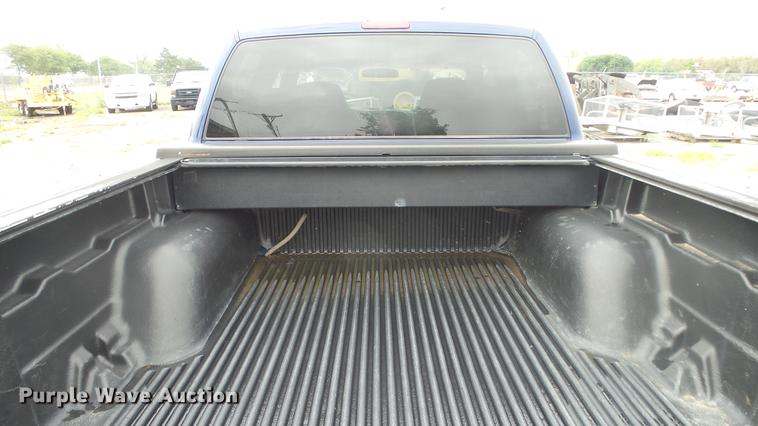 image for item DC1282 2003 Chevrolet S10 LS Crew Cab pickup truck