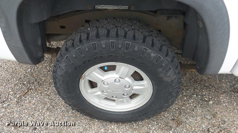 image for item DC1283 2006 Chevrolet Colorado Crew Cab pickup truck