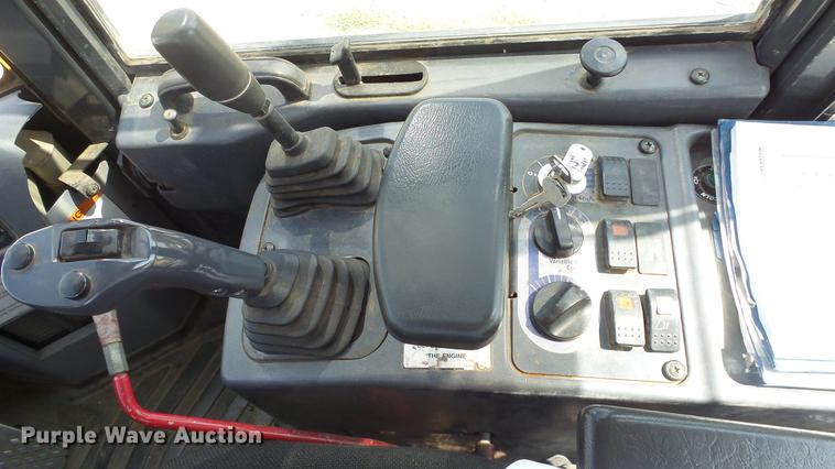 image for item DC1284 2007 Komatsu WA320-5L wheel loader